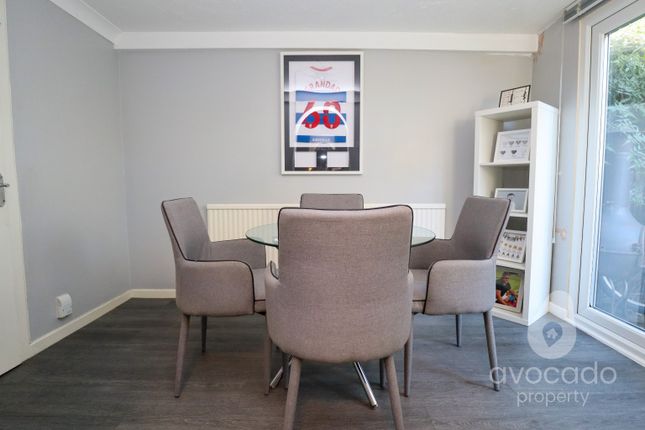 Farnborough, Hampshire photo 4