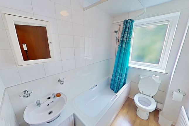 New Johns Place, Edinburgh photo 4