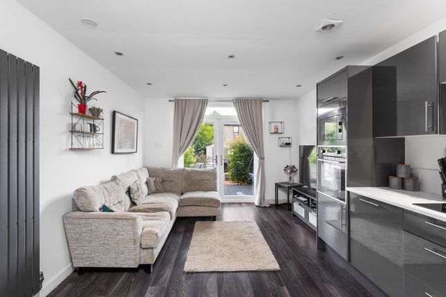 Lounge / Kitchen