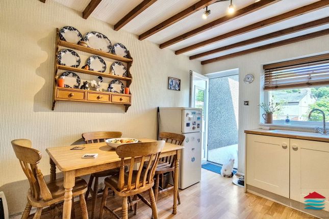 19 Kingshead Street, Pwllheli photo 4