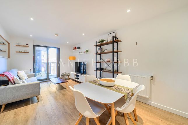 Flat 20, Palm House, London photo 2