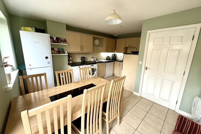 4, Groom Terrace, Hartlepool photo 3