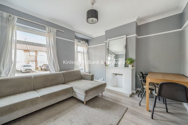 Braid Avenue, London photo 2