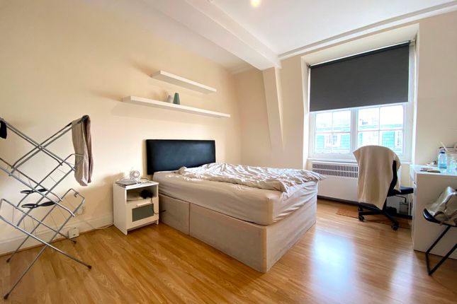 Thumbnail Flat to rent in Queensway, London