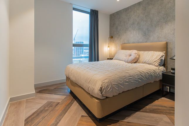 A Spacious And Stylish Large Double Bedroom Featur...