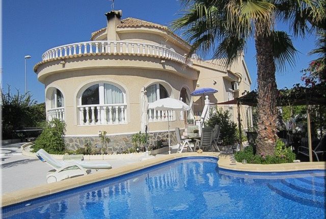 Thumbnail 3 bed villa for sale in Rojales, Alicante, Spain