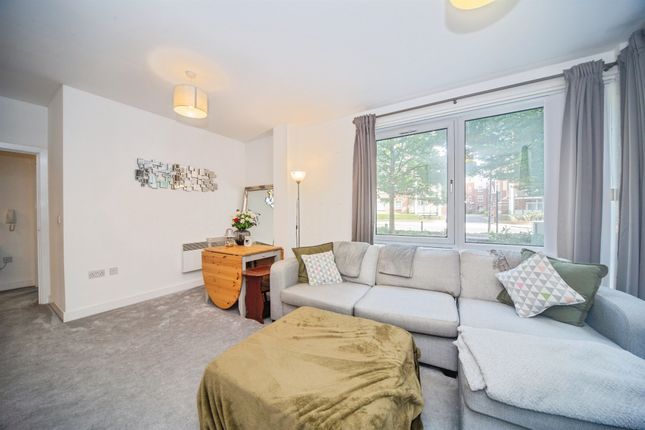 Flat 2, 1, Briton Street, Southampton photo 4