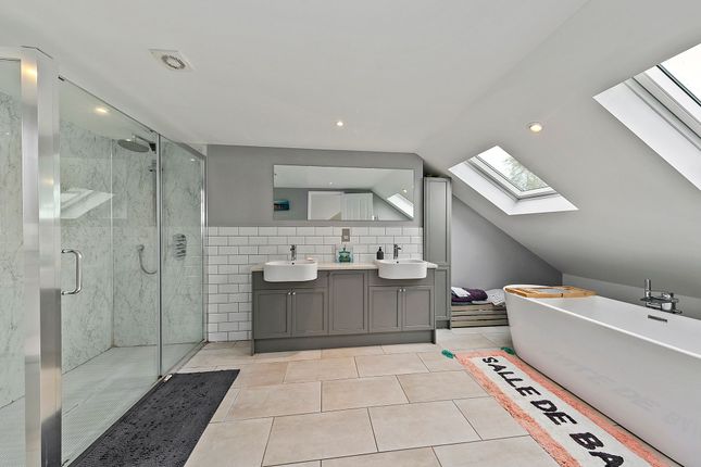 13 Clifford Road, Richmond photo 3
