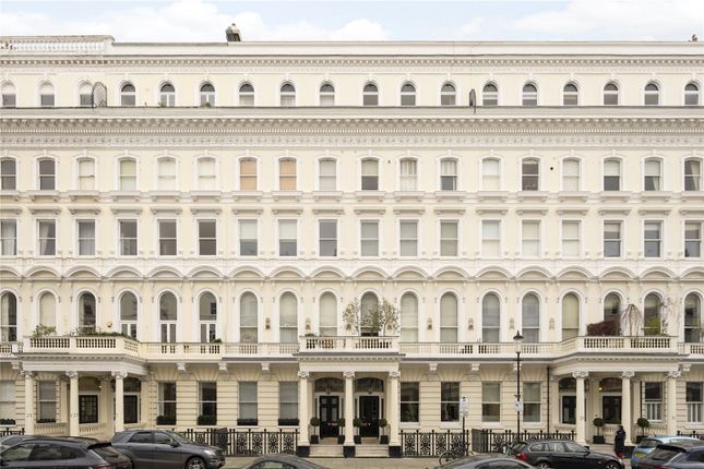 Thumbnail Flat to rent in Queens Gate Terrace, Kensington, Rbkc, London