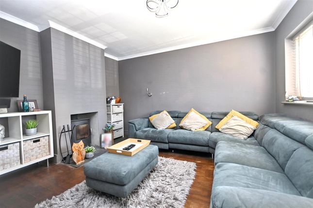 4, Pelham Close, Westham, Pevensey photo 2