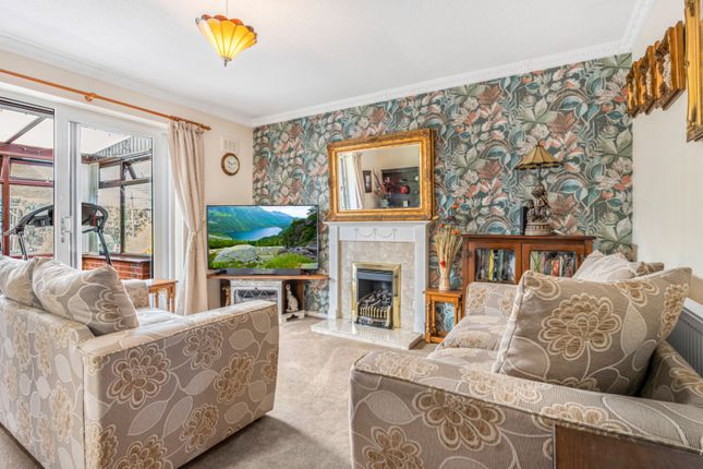 7, Westfield Drive, Alfreton photo 2