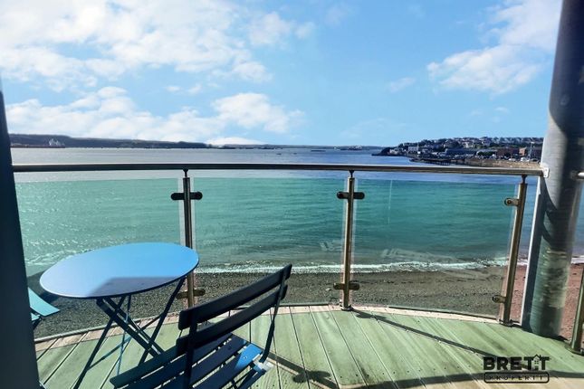 12, Smoke House Quay, Milford Haven photo 2