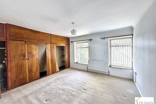 70 York Terrace, Tredegar photo 2