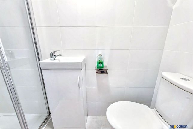 143 Crossbrook Street, Waltham Cross photo 3