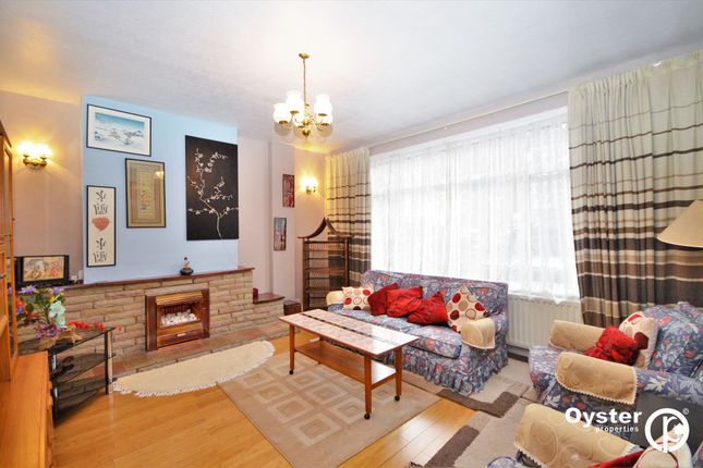 Thumbnail Terraced house to rent in Hastings Road, London
