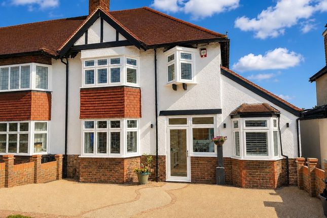4-bed house on 35, Sandersfield Road, Banstead, £780,000
