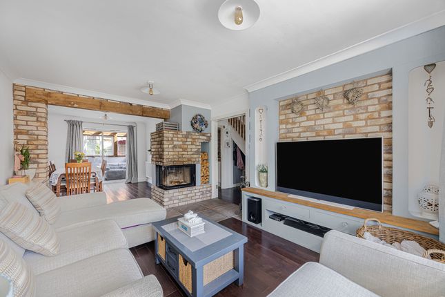 98 Godiva Road, Leominster photo 2