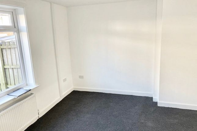 16 Hawthorn Street, Peterlee photo 4