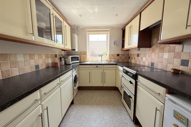 Decoy Farm & Decoy Cottage, Mautby Lane, Great Yarmouth photo 3