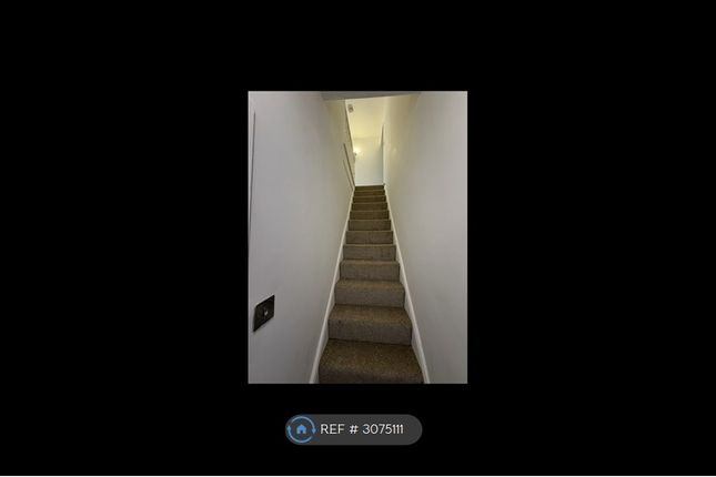 Ivy Terrace, Darwen photo 4