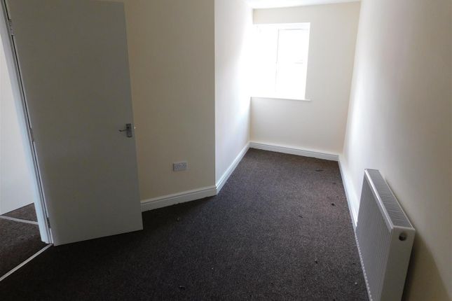 Flat 2b, 4, Bridge Street, Stourport-On-Severn photo 3
