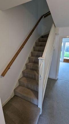16 Kay Grove, Milton Keynes photo 4