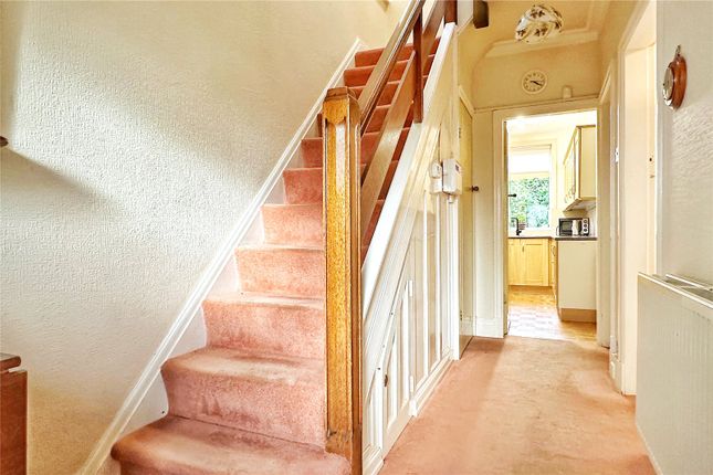 20, Lyndhurst Avenue, Greater Manchester photo 2