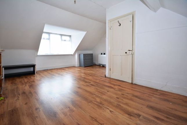 Flat for sale in Broadway, Sheerness