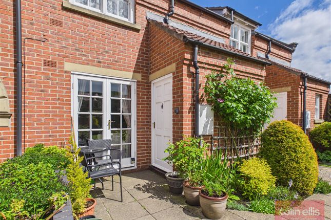 10A, Scalby Road, Scarborough photo 2