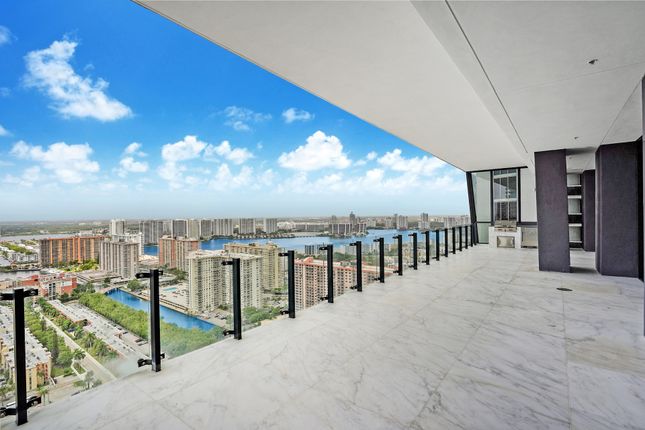 Apartment for sale in 17141 Collins Ave #2902, Sunny Isles Beach, Fl 33160, Usa