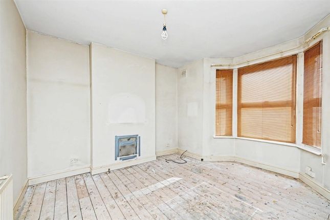 Gilmore Road, London photo 3