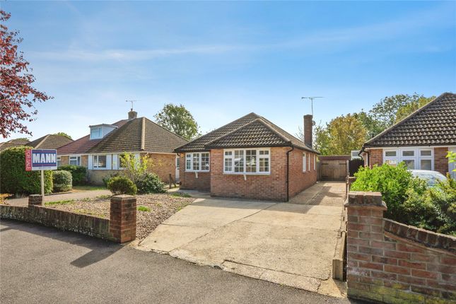 3-bed house on 134, Sunnymead Drive, Hampshire, £375,000