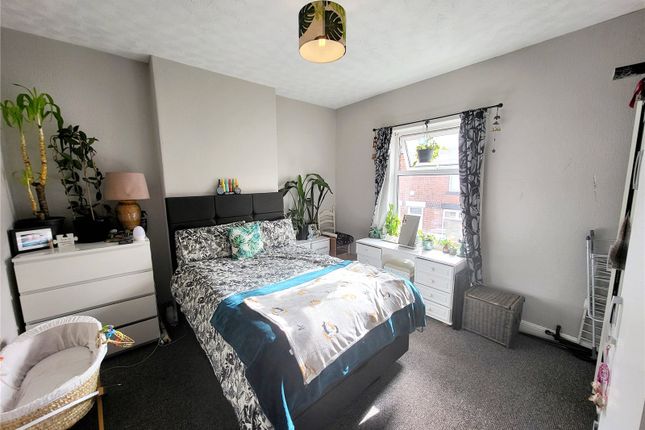 7, Morton Street, Stockport photo 4