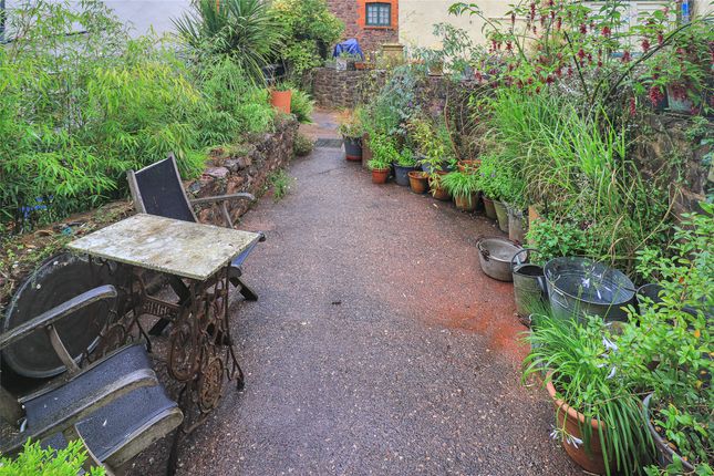 Sunset Cottage, 8, Golden Hill, Taunton photo 3