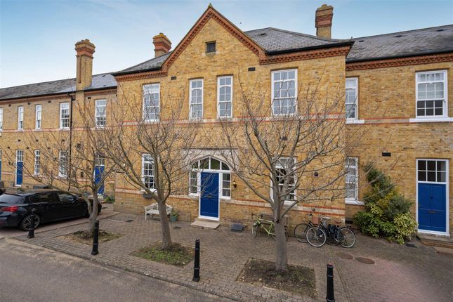 3-bed house on 48 Bears Rails Park, Windsor, £675,000