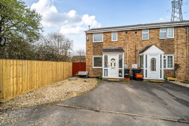 2-bed house on 14, Francomes, Swindon, £220,000