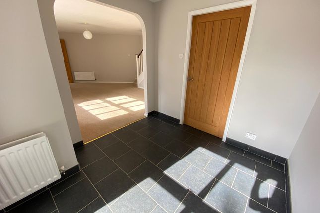 1, Alcott Close, Leicester photo 2