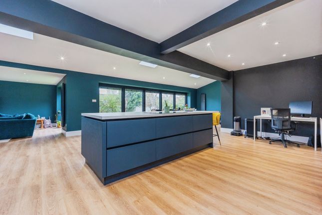 4, Withenfield Road, Greater Manchester photo 2