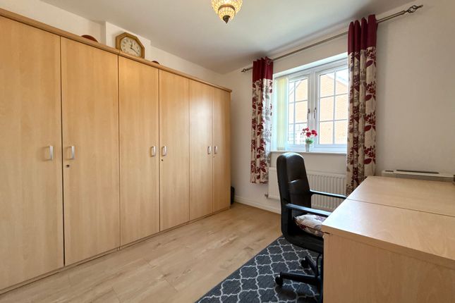 35 Y Dolydd, Aberdare photo 5