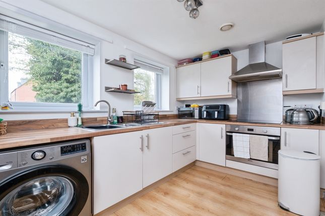 23, Addenbrookes Road, Newport Pagnell photo 3
