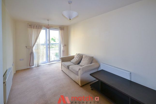 69 Hertford House, Taywood Road, Middlesex photo 2