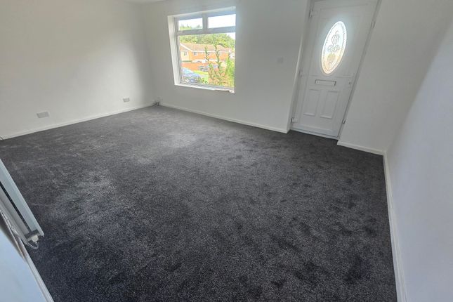 107, Holmefields Road, MIDDLESBROUGH photo 2