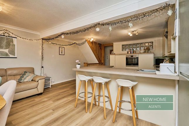 3 Rosalind Court, Quarry Road, Ryde photo 2