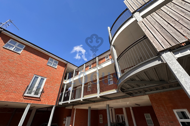 Flat for sale in David Road, Coventry