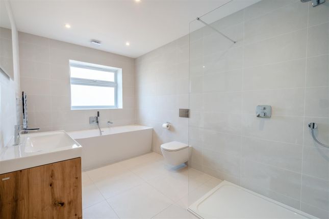 8652668-Interior29.Jpg