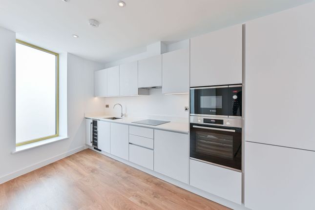 Carpenters Mews, Wandsworth photo 3