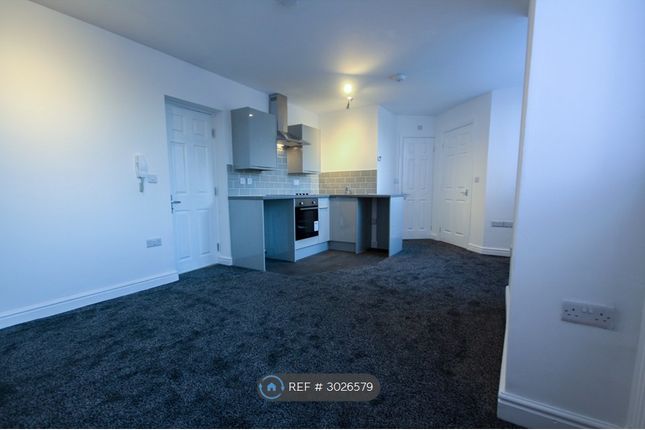 Cheshire Cheese Apartments, High St, Stoke-On-Trent photo 5