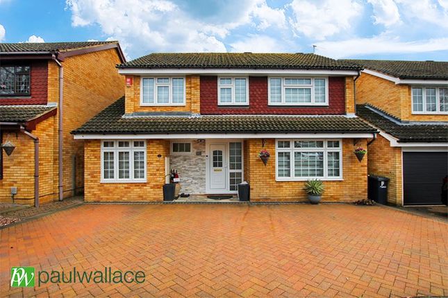 Thumbnail Detached house for sale in Tennand Close, Cheshunt, Waltham Cross