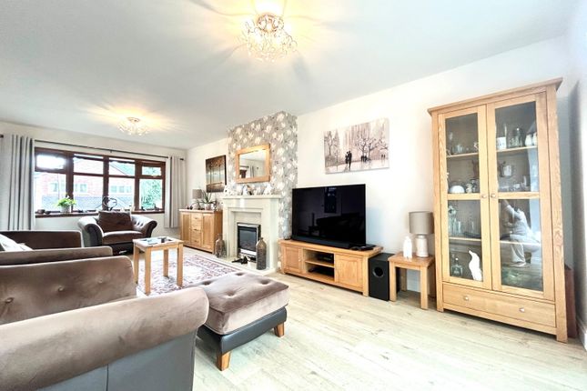 24, High Arcal Drive, Dudley photo 4