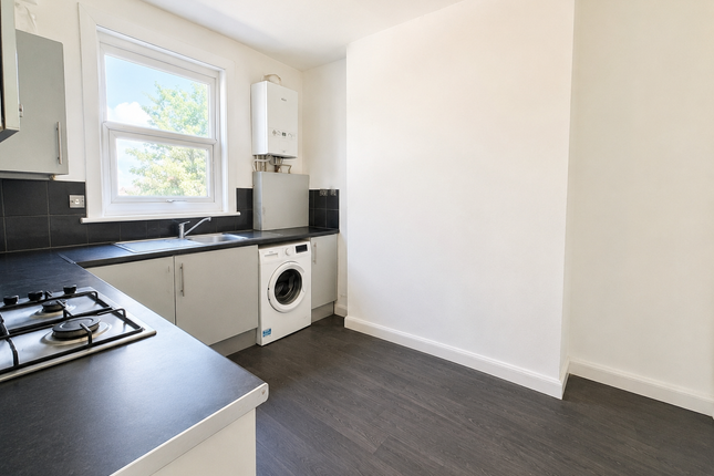 27a, Saunders Road, Plumstead photo 4